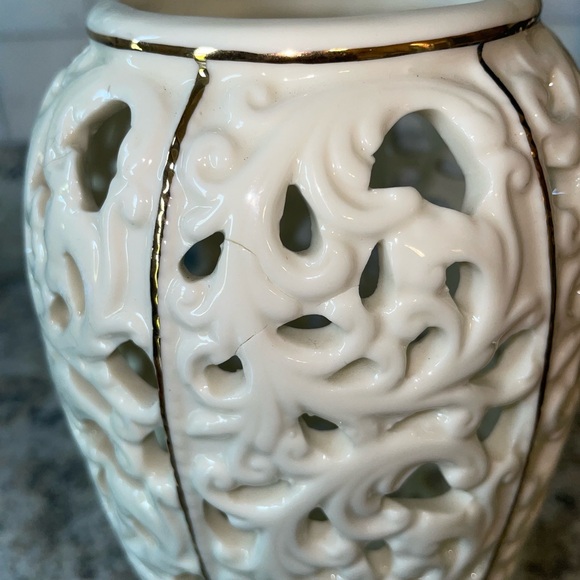 Vintage Blanc De Chine Porcelain Vase with Gold Trim - Picture 2 of 6